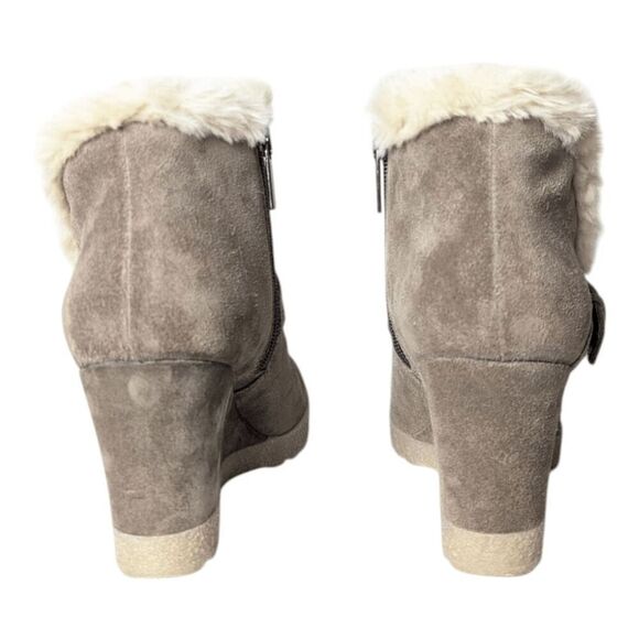 NWOB AQUATALIA Carlotta Faux Fur Wedge Bootie Size 39 - Picture 5 of 10